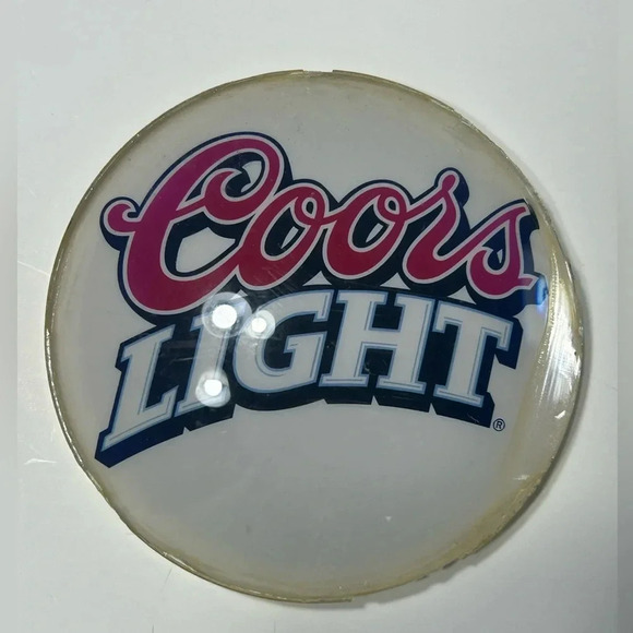 Coors Light - Round Fisheye Beer / Keg / Lens / Badge / Medallion 🍺 - Picture 1 of 5
